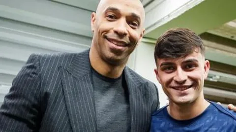 “曼城财务违规恐丢冠，利物浦或成最大受益者——《回声报》”