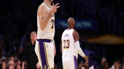 中国U22与越南U22握手言和，四国赛荣耀登顶！